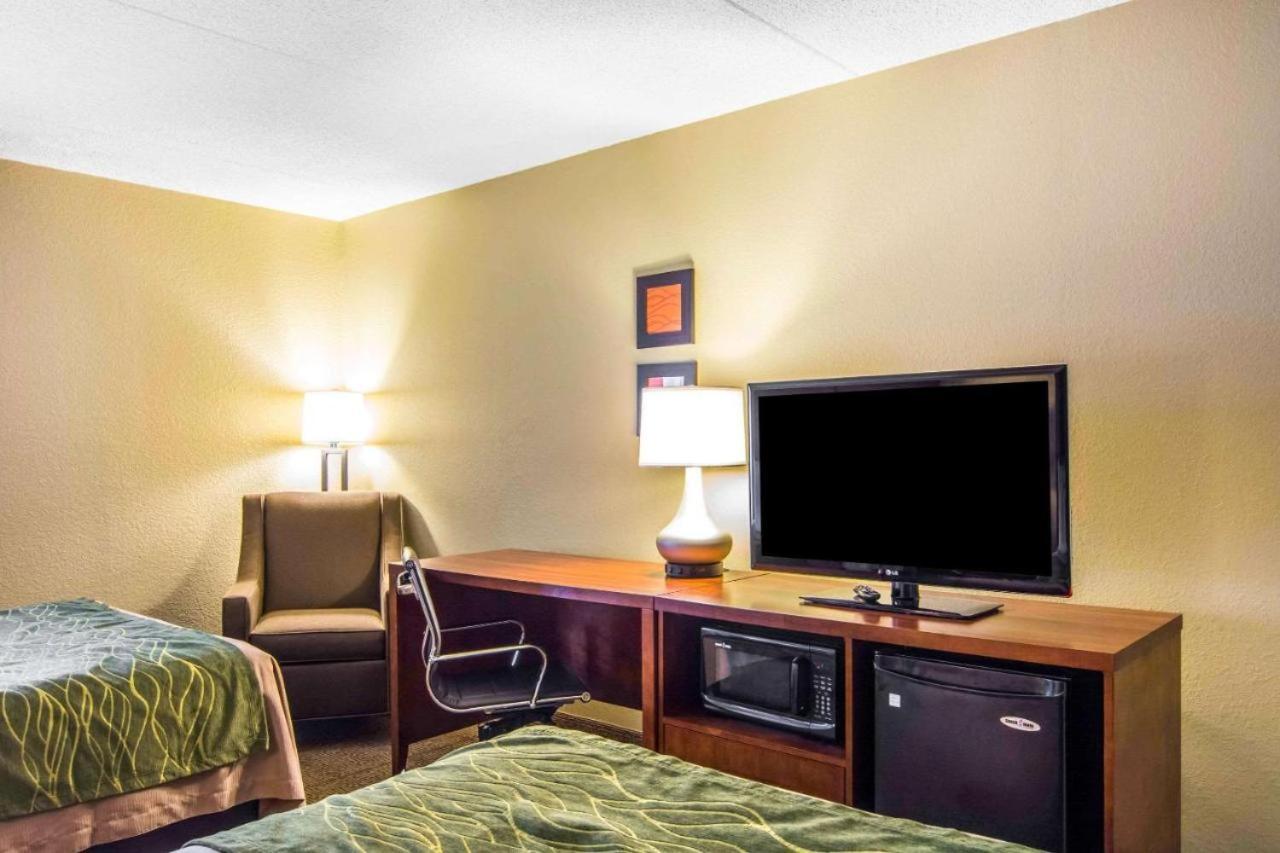 Mulberry Inn Newport News Esterno foto