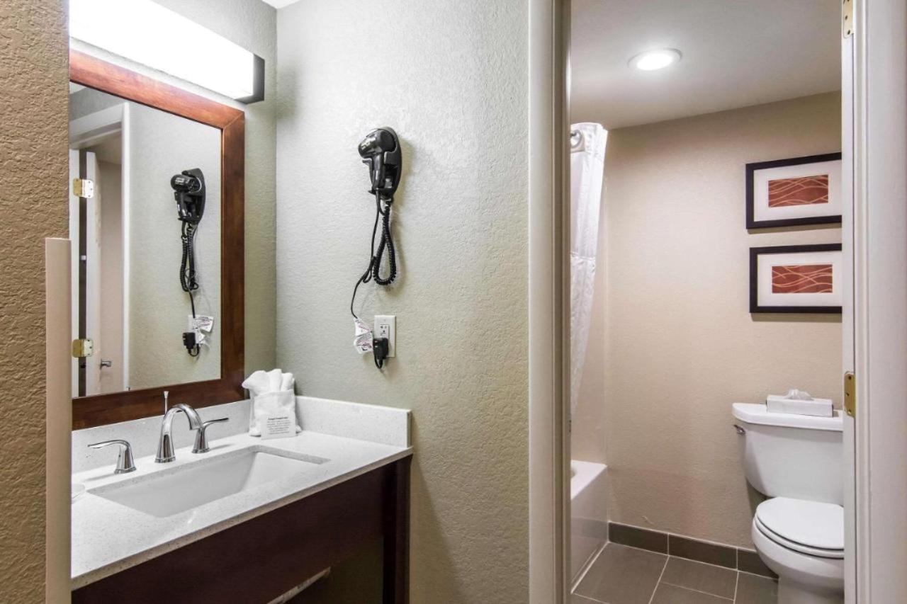 Mulberry Inn Newport News Esterno foto